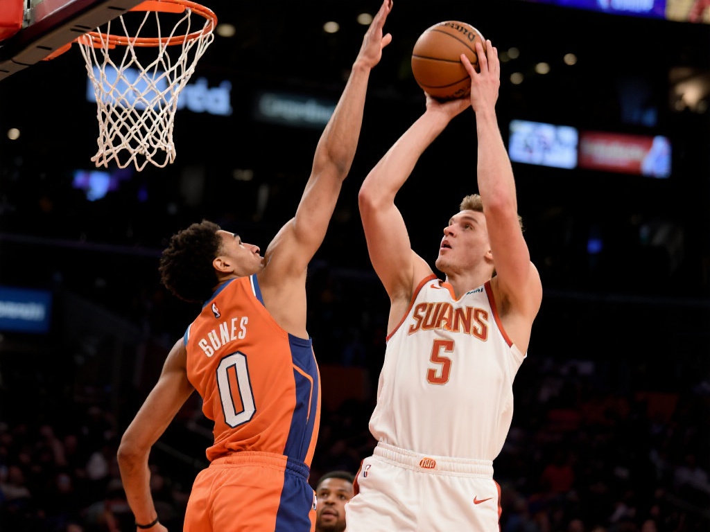 波杰姆斯基巧对申京 试探步三分精准命中 这种心理博弈在比赛中尤为关键。波杰姆斯基